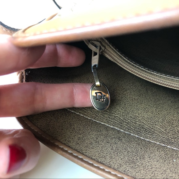 Auth DIOR honeycomb bag - Picture 14 of 14